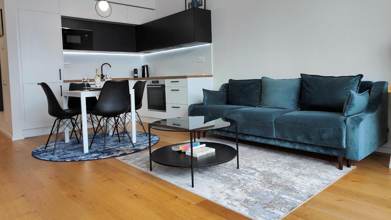 Beautiful 1 - Bedroom Apartment In Downtown Bratislava Exterior foto